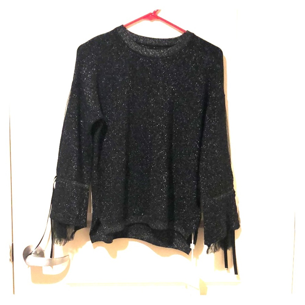 Black women’s sweater w/ shiny threads